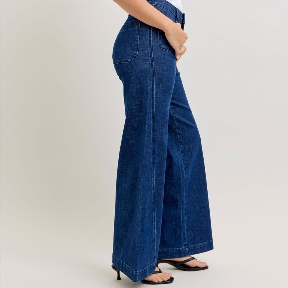 Judy Blue Women's High-Waisted Retro Fit  Denim Wide Jeans with Patch Pocket - Picture 6 of 11
